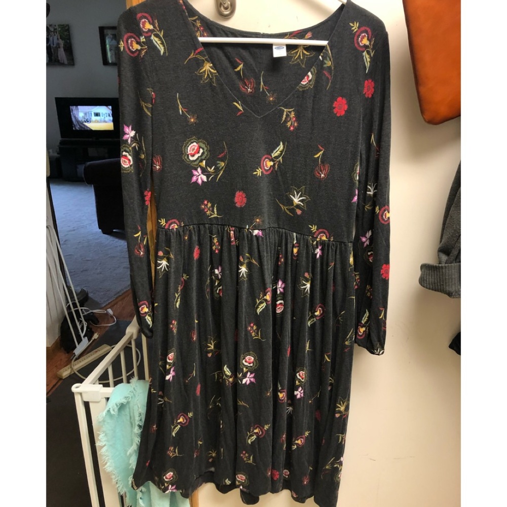 Old Navy gray floral dress